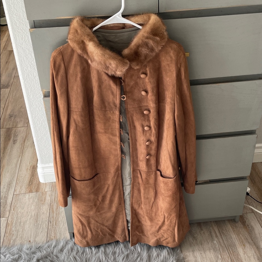 Elegant Tan Women's Teddy Jacket with Fur Collar